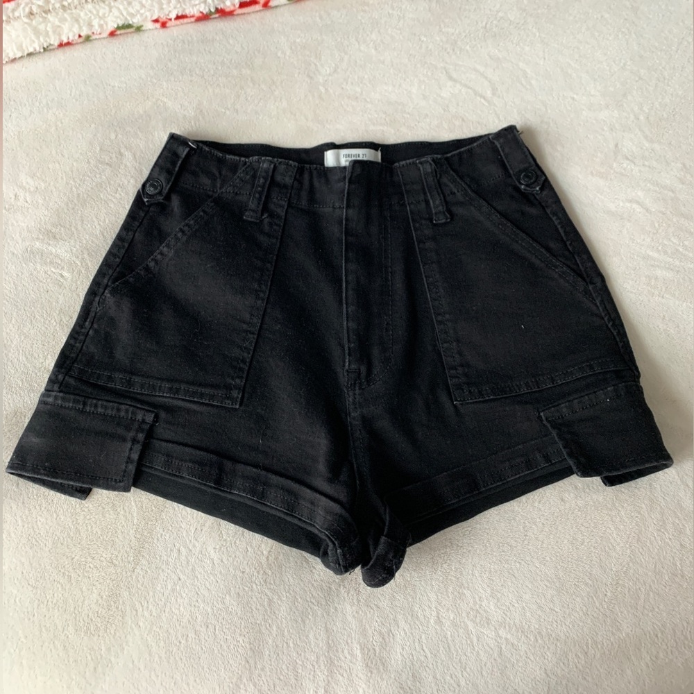 SOLD Black cargo high waisted shorts